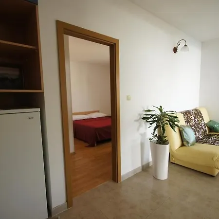 75-5 Apartmán *